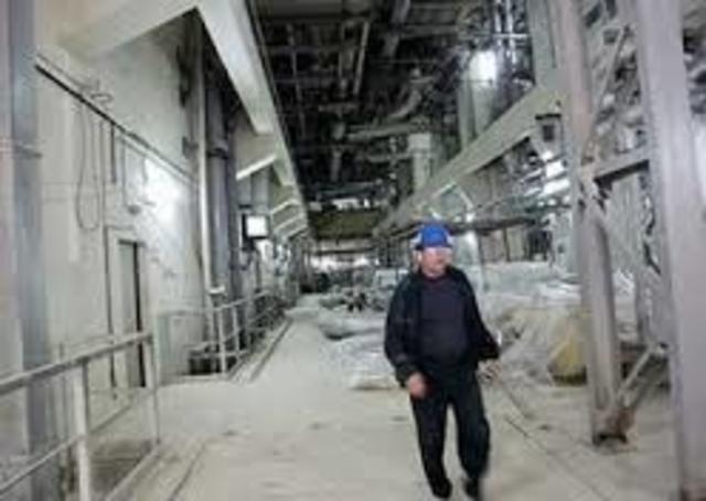 nuclear fuel and weapon