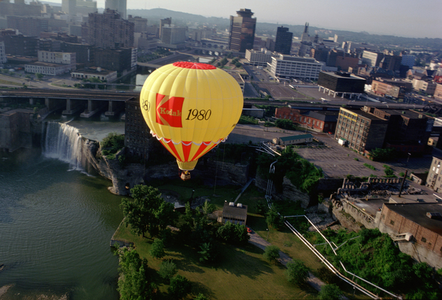 PRIMERA CÁMARA EN UTILIZAR TARJETA DE MEMORIA