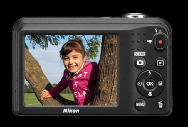 FOTOGRAFIA  DIGITAL CON 2.74 MEGAPIXELES