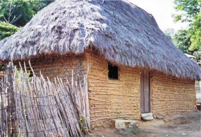 MATERIALES Y CONSTRUCCIÓN