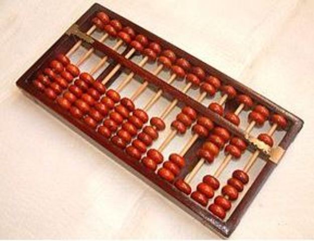 2000 a.C.-Invención del ábaco.