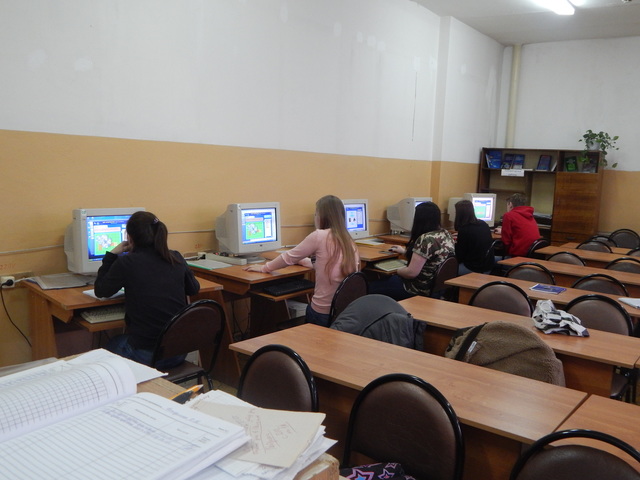 20 ноября 1995 год - устройство на работу в должность зав. лабораторией ВТ.