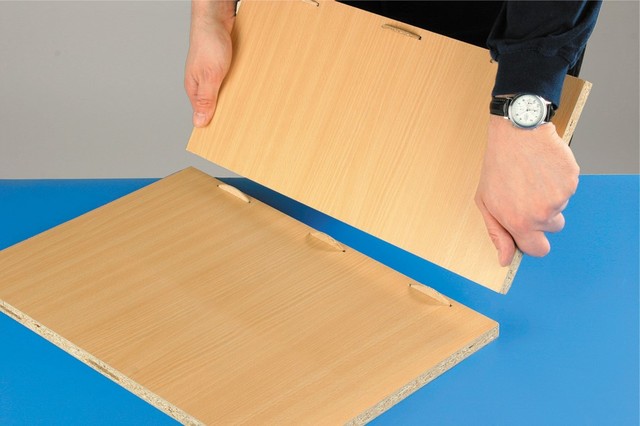 Ensamblamiento De La Madera Y Tubos.