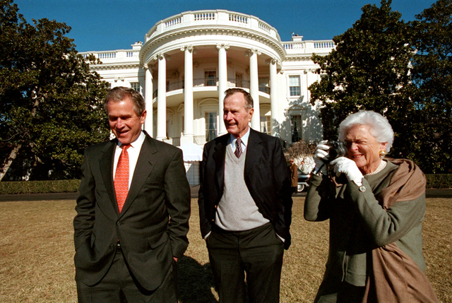 The White House Photographer Transitions from Film to Digital