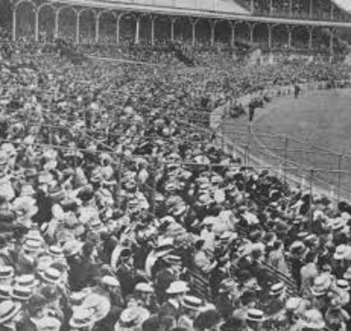 Carlton Football Club staged one of the greatest comebacks in Victorian Football League (VFL) history by defeating Collingwood in the Grand Final. During the game, Alex Jesaulenko took what is arguably the greatest mark in Grand Final history.