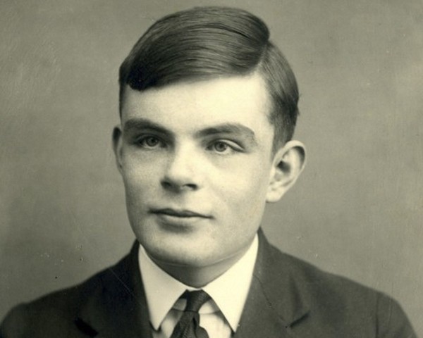 В 1936 г. английский математик А. Тьюринг ввел понятие машины Тьюринга, как формального уточнения интуитивного понятия алгоритма.