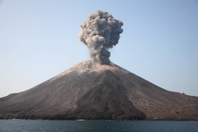 Krakatoa Eruption (Java/Sumatra)