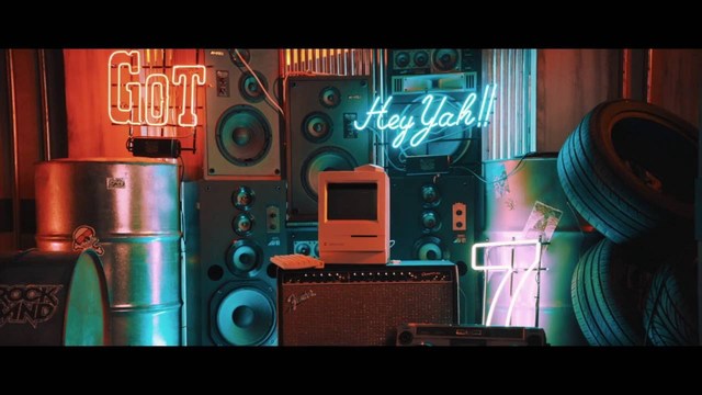 TORNADA AMB UN PETIT ÀLBUM JAPONÉS