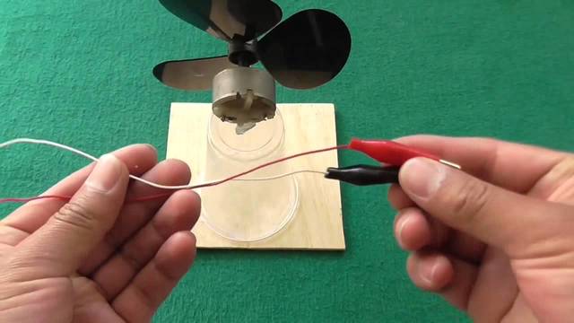 construcción del mini generador eolico