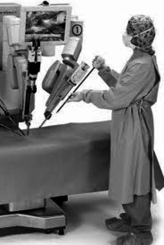 Premier robot pour une opération de la hanche