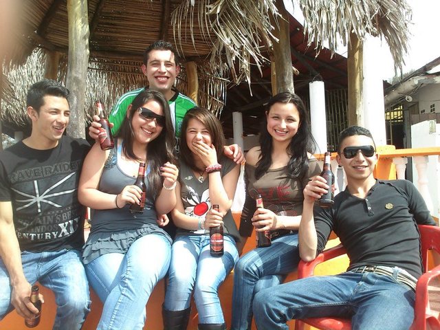 celebración de amor y amistad