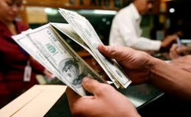 Cadivi otorga $400 una vez al año