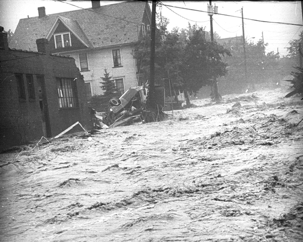Johnstown Flood Devastates the U.S.
