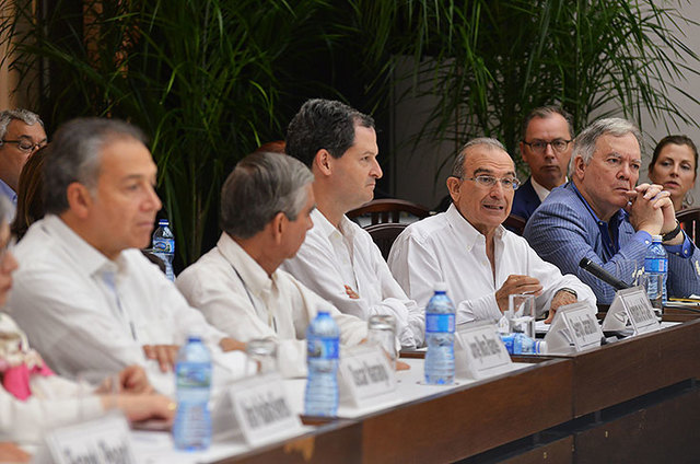 LAS FARC PROPONEN LA CONFIRMACION DE UNA COMOSION DE LA VERDAD