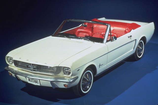 Ford Mustang Convertible