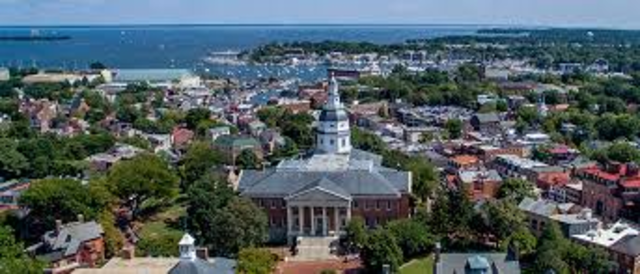Annapolis becomes the Capitol
