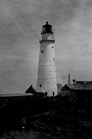 1st lighthouse built in north America (Boston)