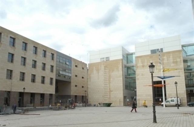 APROVE LES PROBES D'ACCÉS AL CONSERVATORI