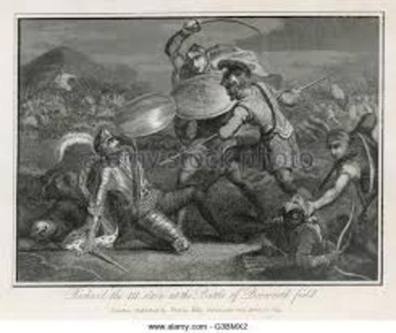 Richard III is killed in battle