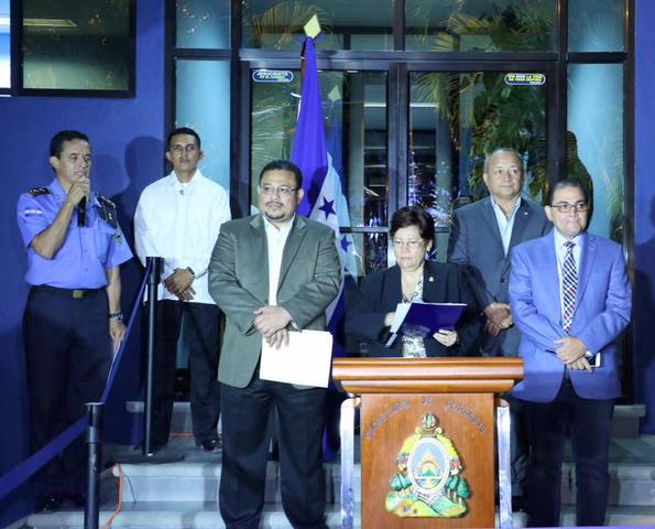 Primera sacudida: Ruedan cabezas de altos mandos policiales