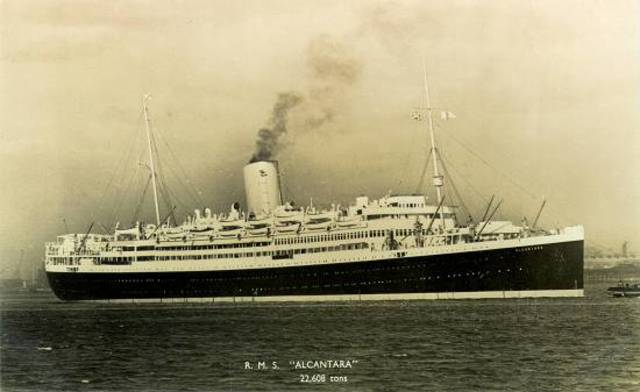 O primeiro navio a vapor