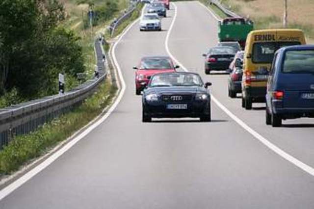 Regulamentação do exercício de transporte rodoviário