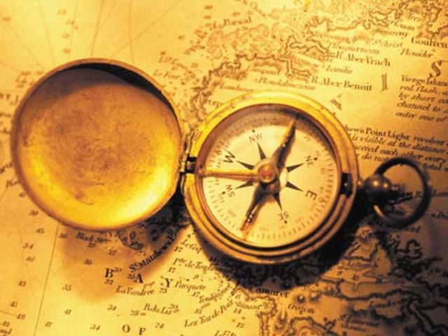 Walter Raleigh receives the patent to explore and settle in North America