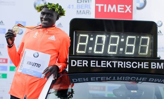 Dennis Kimetto - Maratón - 2:02:57