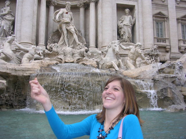 Moves to Perugia, Italy for 6 months!