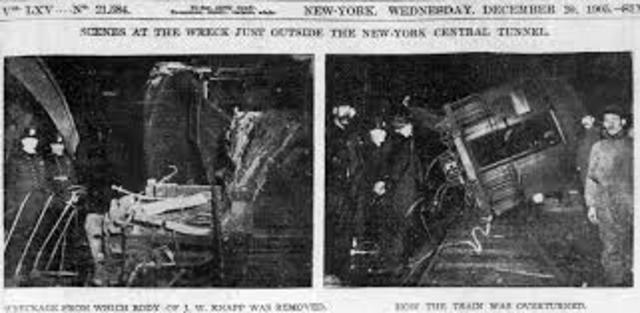 Train collision in NY Central