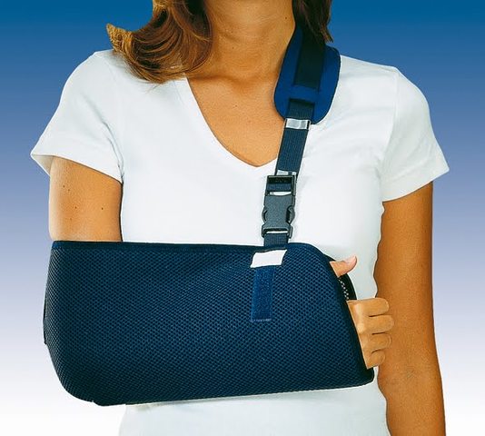 Em trenco la clavícula.