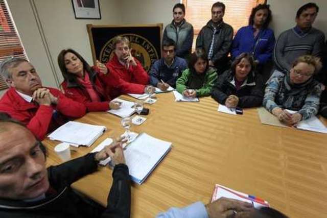 Gobierno pide diálogo