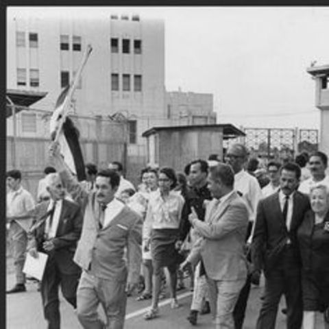 El general Miles proclama la "liberacion" de Puerto Rico.