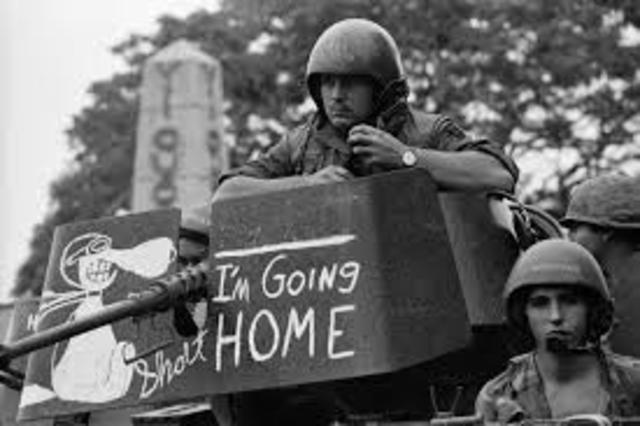 Last US Soldiers Leave Vietnam