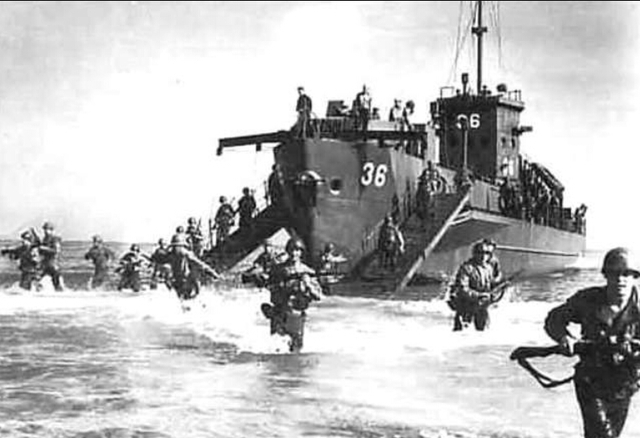 El general Brooke desembarca en Arroyo y el general Schwan trae mas tropas por Guánica