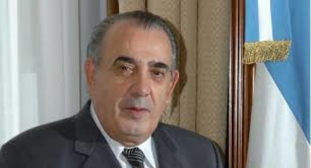Eduardo Camaño