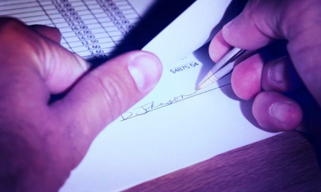 Pedir sus datos personales y de la línea telefónica