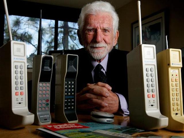 Primer teléfono móvil en Estados Unidos