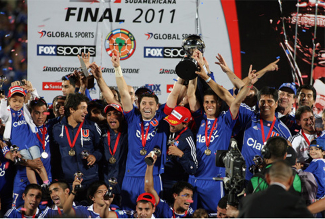 Primer título internacional