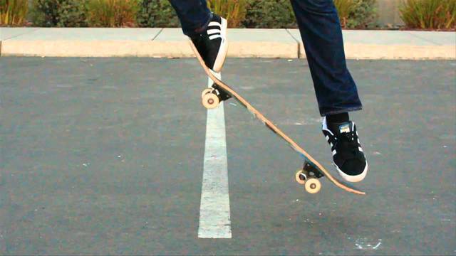 Primer salt en skate