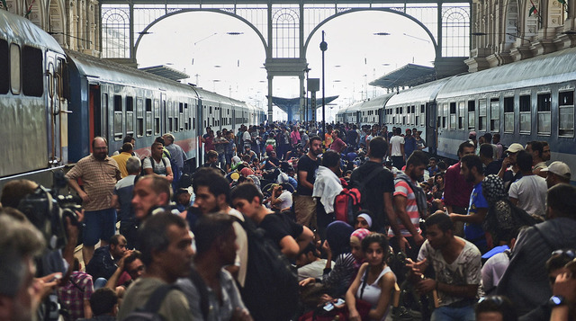 Colapsa la estación de tren de Keleti de Budapest