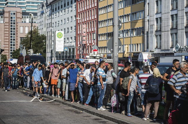 Hungría aprueba leyes de antinmigración