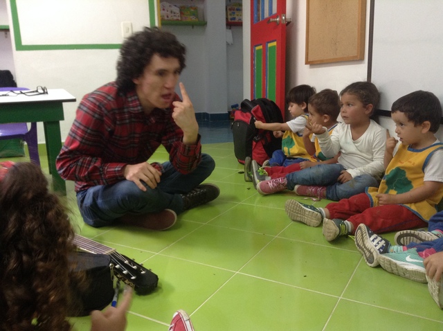 Segunda sesión de intervención en aulas y asesoría a docentes