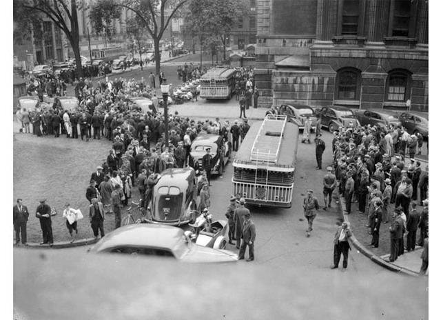 Italy enters war on side of Axis powers