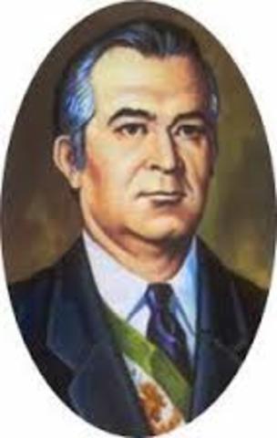 1982-1988 MIGUEL DE MADRID PRESIDENTE