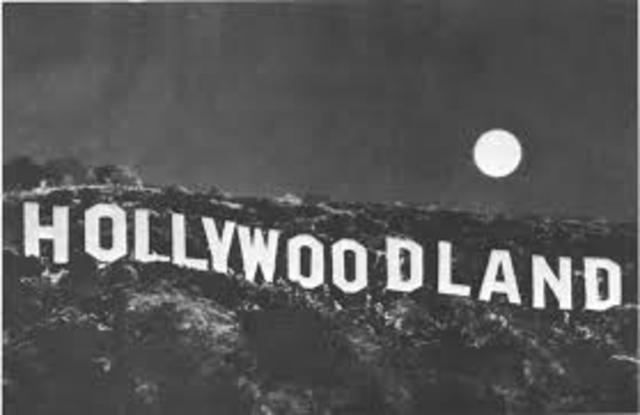 Hollywood and the movie industry are born