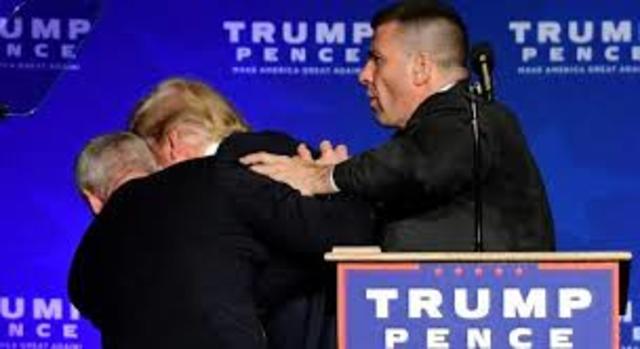 Servicio Secreto sacó a Donald Trump del escenario tras un supuesto incidente de seguridad