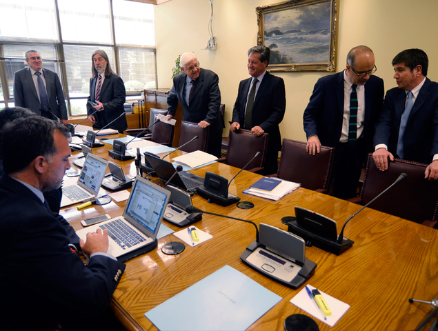 Coimsión mixta rechaza el reajuste.