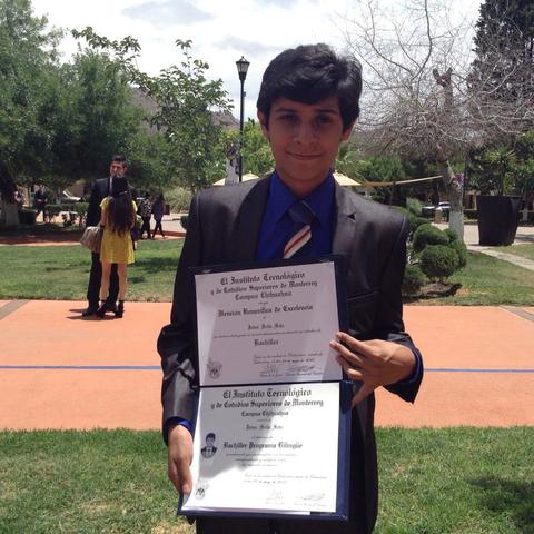 Mención Honorífica de Excelencia