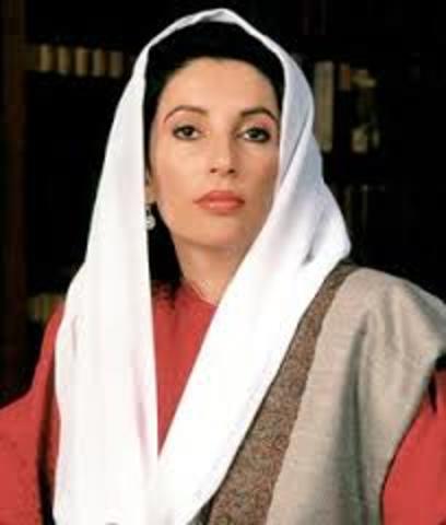 First former prime minister of pakistan assassinated